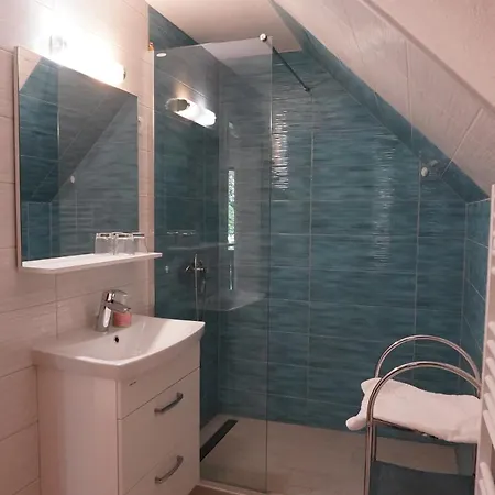 Apartmaj-sobe-pri Ukcu Gostinjska kuća Bohinj