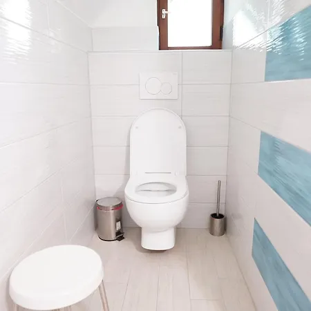 Sobe In Apartmaji Pri Ukcu