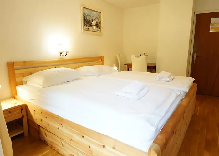 Apartmaj-sobe-pri Ukcu 3* Bohinj