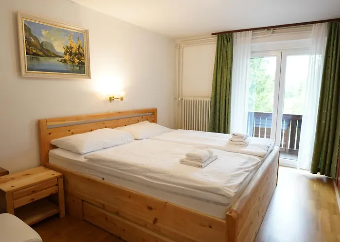 Hiša za goste Apartmaji-sobe-pri Ukcu Bohinj