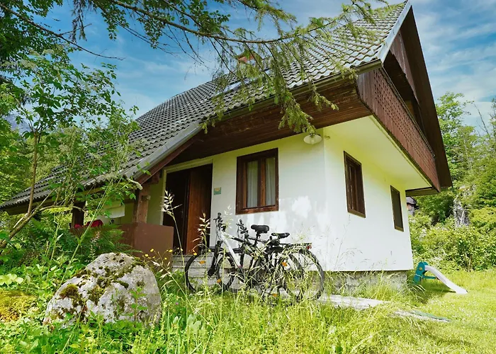 Hiša za goste Apartmaji-sobe-pri Ukcu